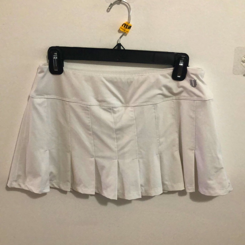 Eleven by Venus white pleated tennis skort